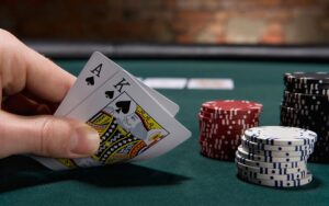 Kinh nghiệm đánh poker tuyệt đỉnh từ các cao thủ Wibo88