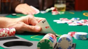 Luật poker cơ bản dành cho người mới bắt đầu cùng wibo88